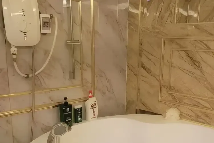 芹苴 King Room 按摩 3