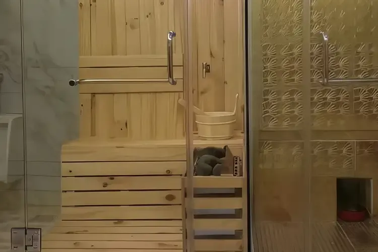 芹苴 King Room 按摩 4