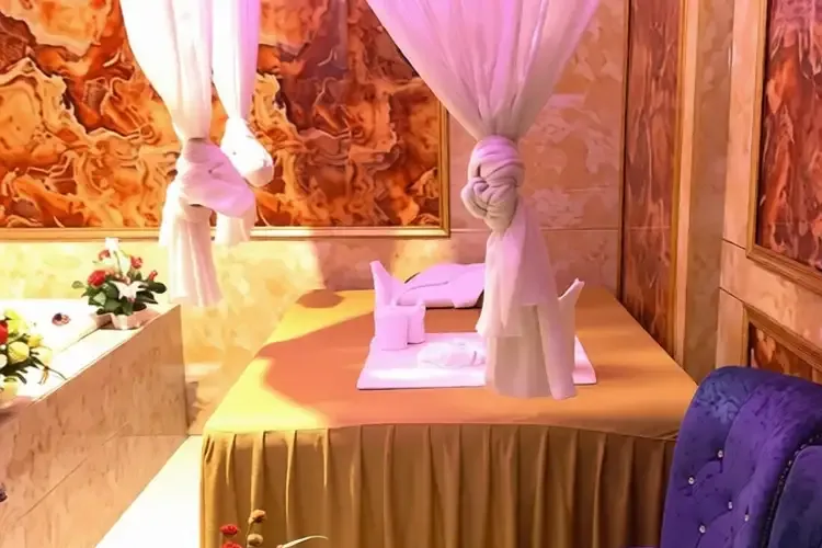 芹苴 King Room 按摩 12
