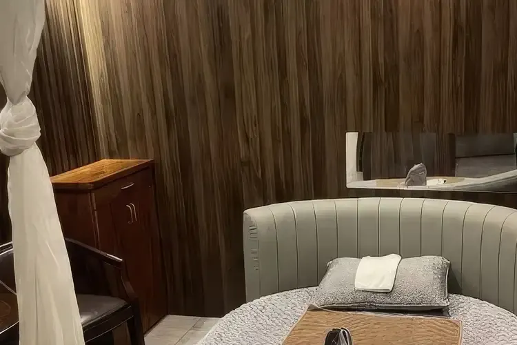 峴港 Moonlight 按摩 10