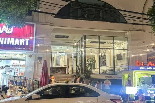 峴港紅鞦韆按摩